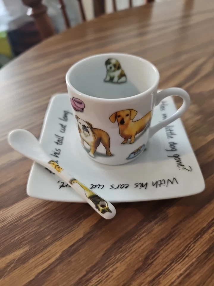 "Mini taza de China para perros 2 1/8"" platillo y cuchara. Mejor amigo del hombre Paul Casdew. Foto 2 de 4