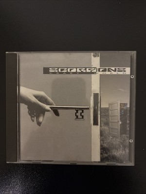 Scorpions - Crazy World