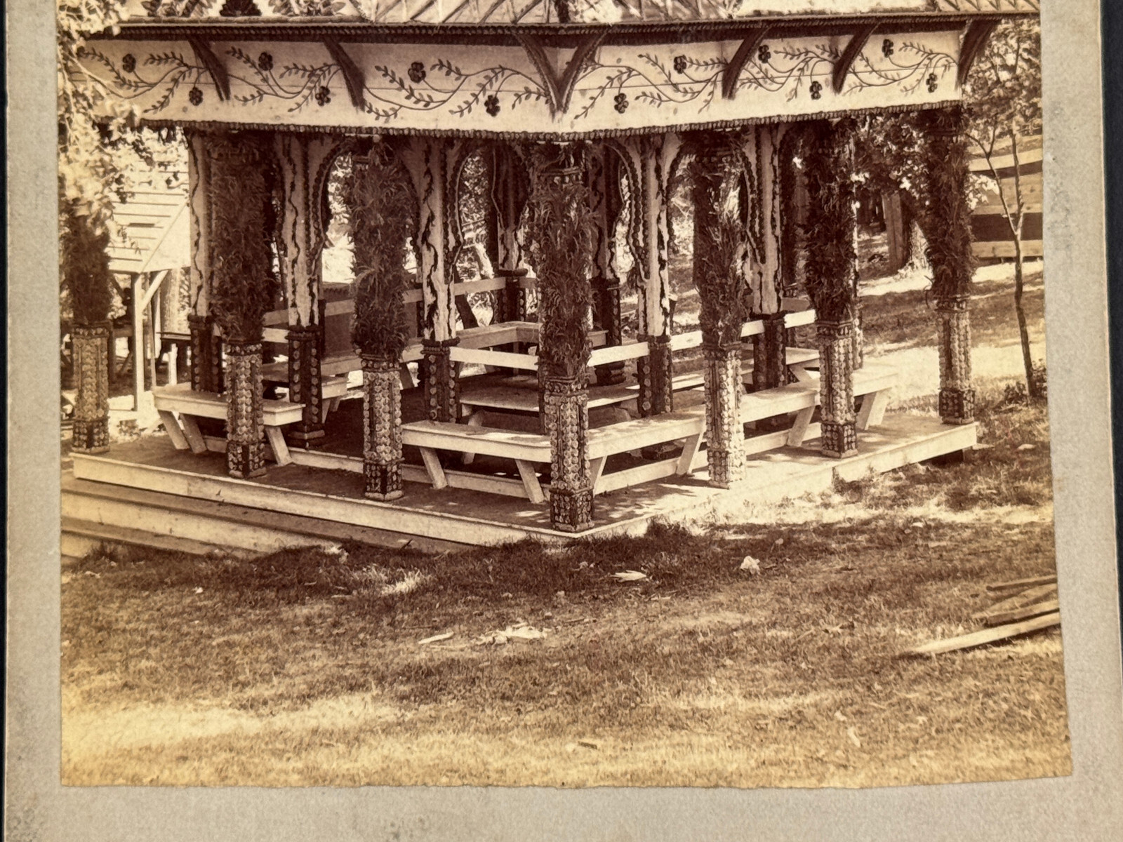 Picture 4 of 6