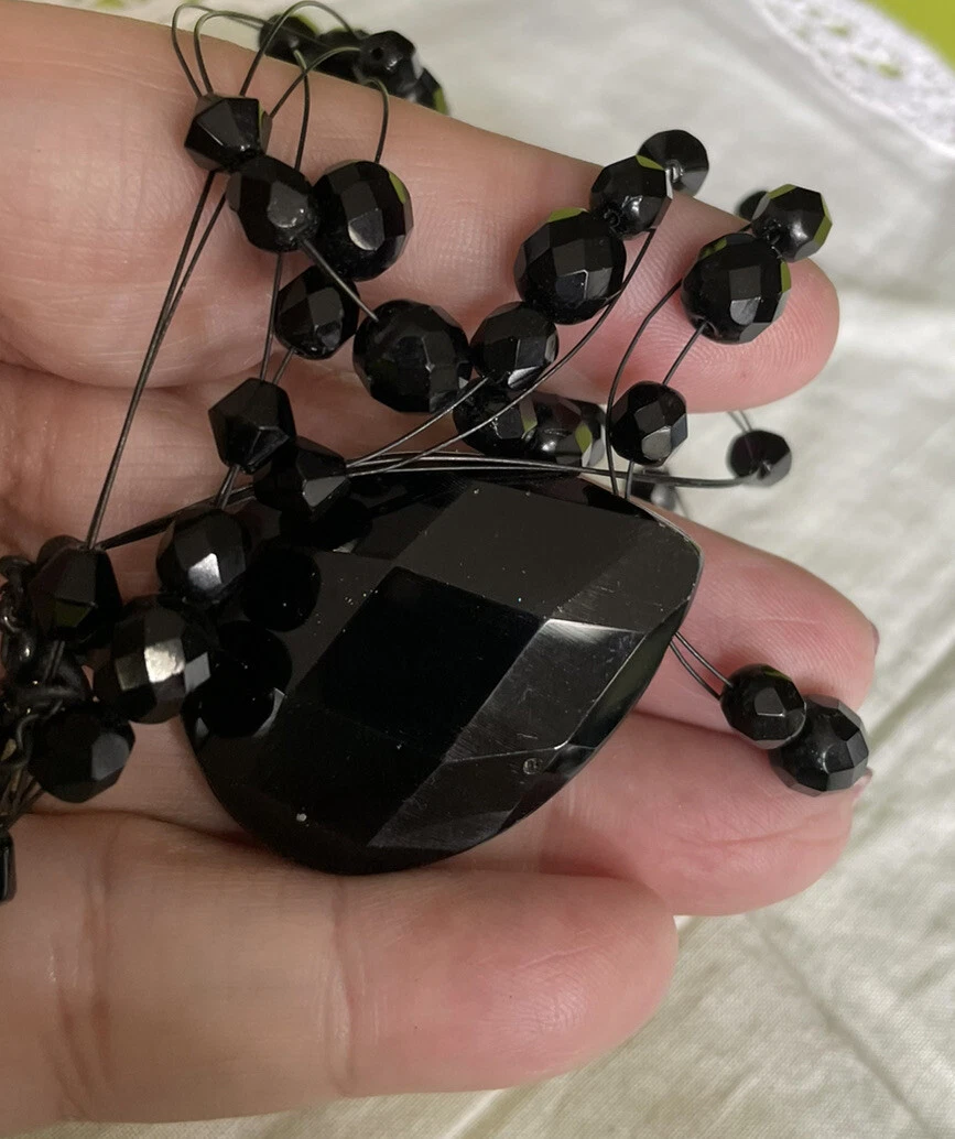 Crafting Create Repurpose Black Bead Necklace BEA2-51