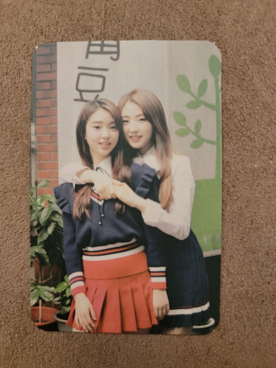 Loona and Yeojin Physical Album and Photocard | eBay