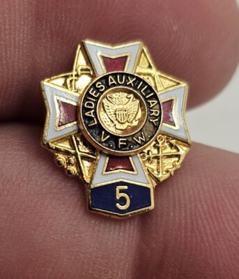 VTG Lapel Pinback Gold Tone Veterans of Foreign Wars VFV Ladies Auxiliary 5 Year