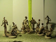 Natività Etnica  Artigianale  completa numero 15 pezzi serie cm ? vedi foto