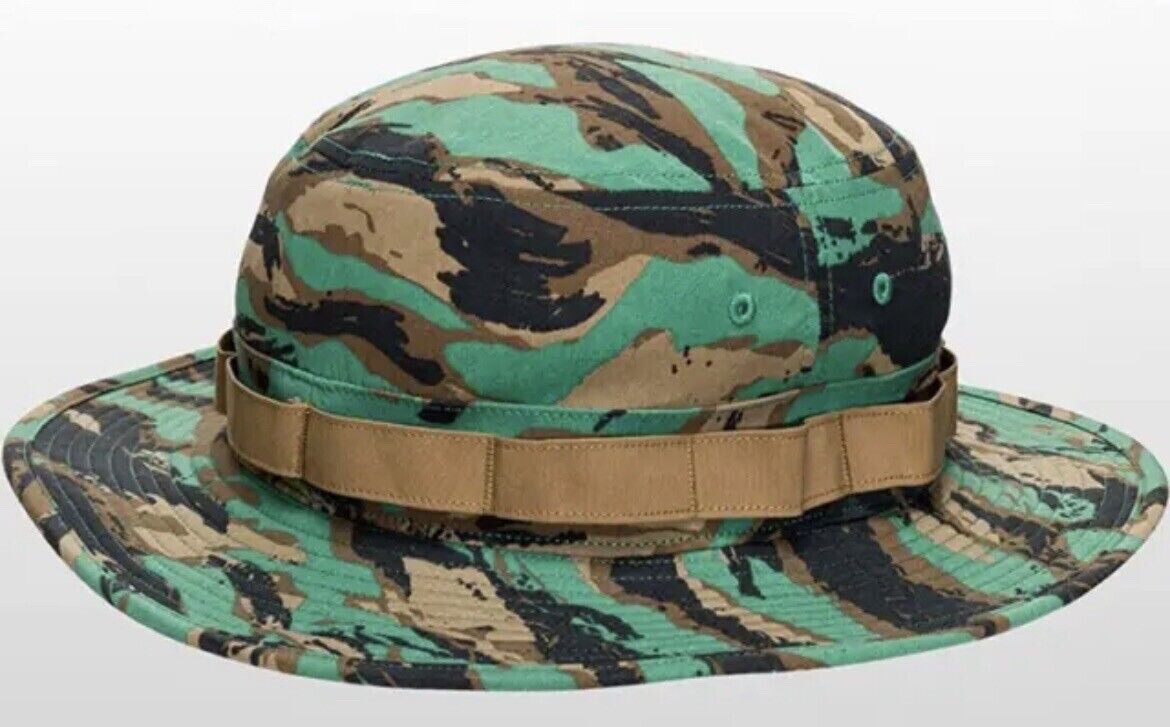 The North Face Class V Brimmer Bucket Hat Grass Camo Booney Men's