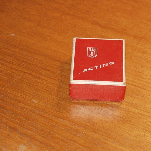 ACTINO A EXPOSURE METER light with RED case, instructions & box GERMANY - Picture 6 of 8