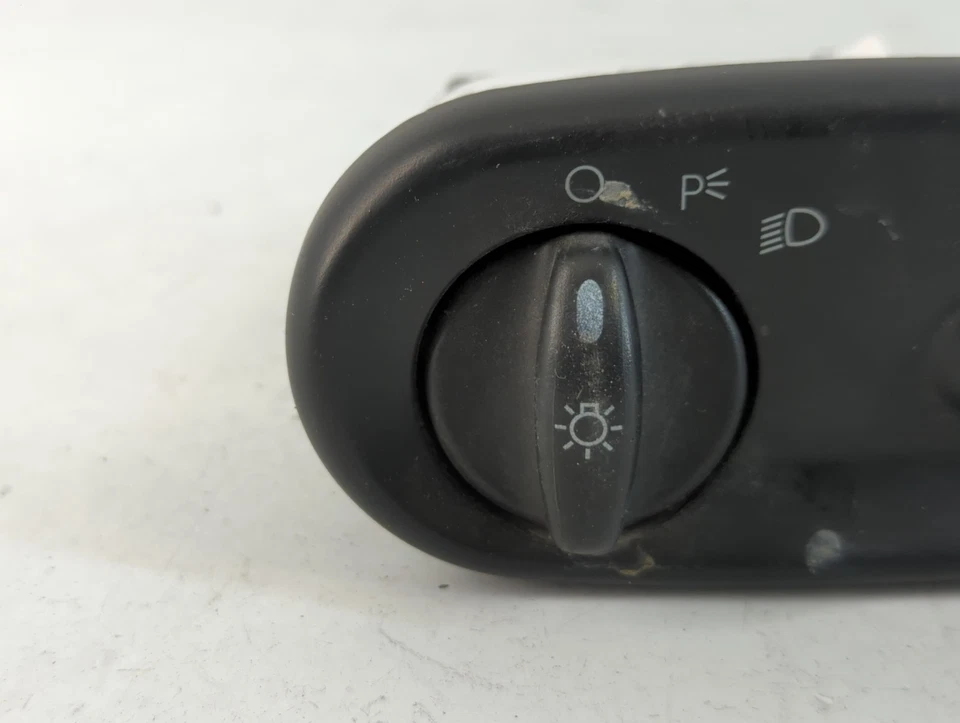 2006 Ford Taurus Headlight Head Light Switch Lamp Control RZ3XR - Image 2 of 4