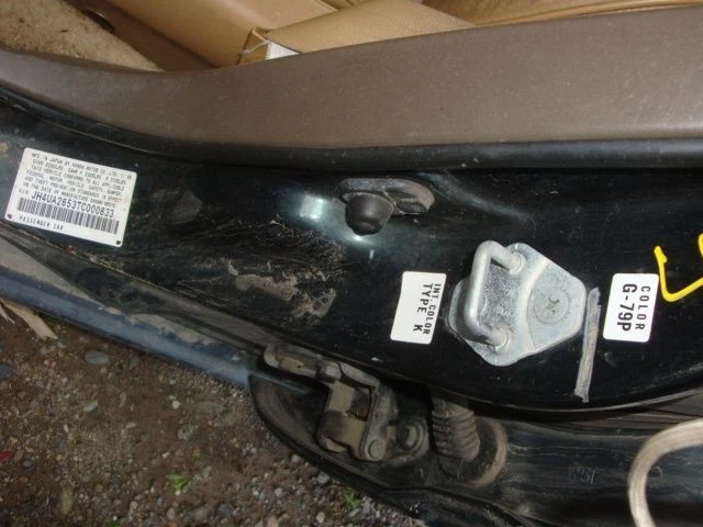 Passenger Right Tail Light Fits 95-98 TL 284238 - Image 4 of 4