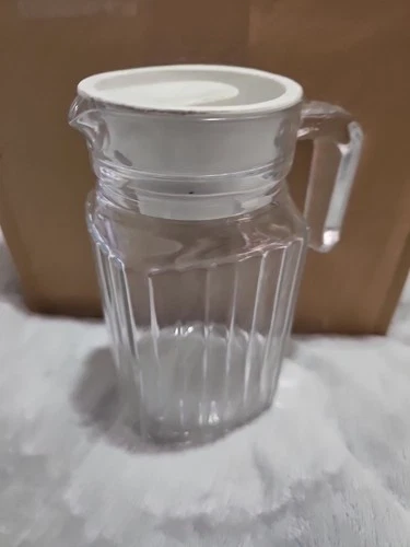 VTG Anchor Hocking 1 Qt Glass Fridge Mini Glass Juice Milk Pitcher 6.5" EUC