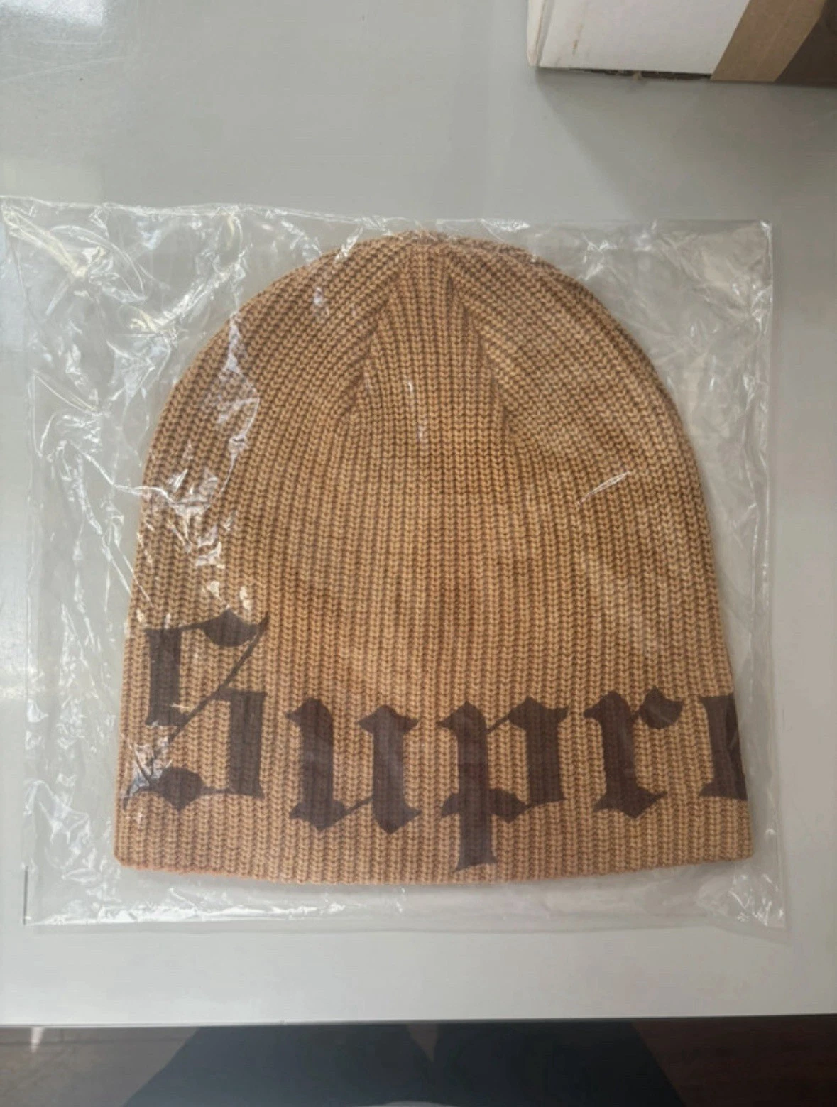 Supreme SS25 ancien bonnet coton imprimé anglais logo marron taille unique neuf CONFIRMÉ