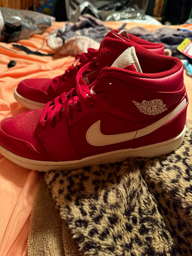 Nike Air Jordan 1 Mid Men’s Red/White Colorblock Mid Top  Sneakers. 75$ OBO