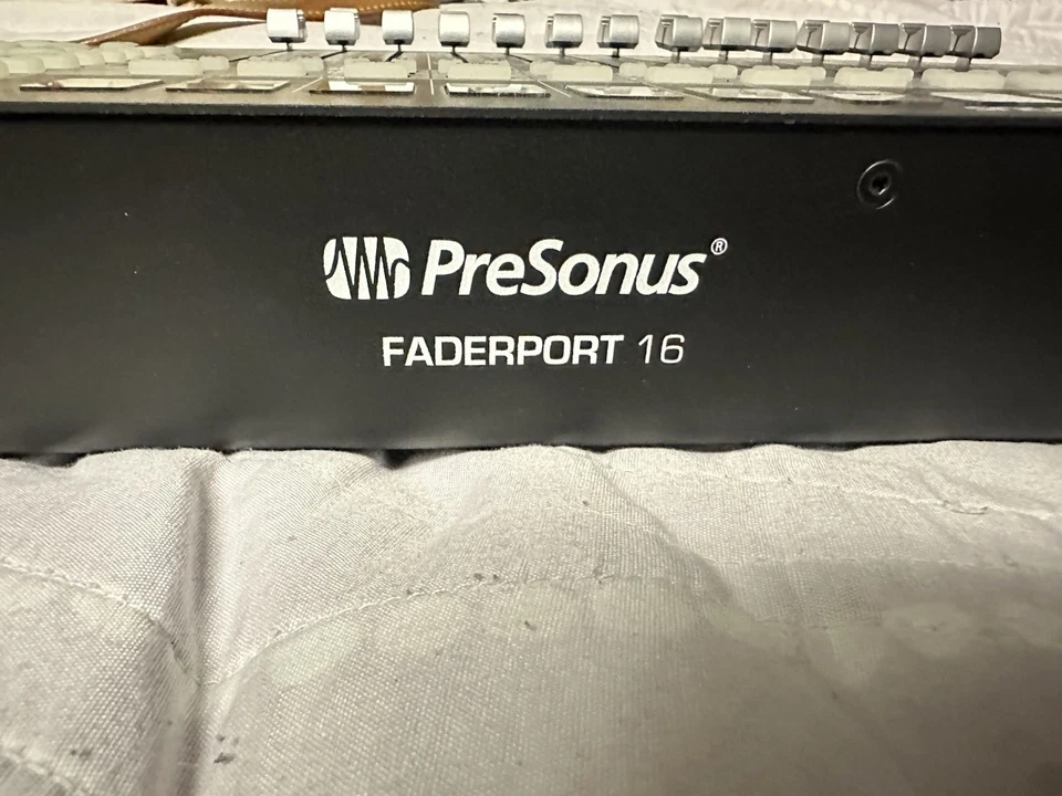 Presonus Faderport 16 16-Channel USB Control Surface - Image 3 of 4