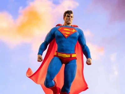 GONG by POPMART Batman: Hush 1/12 Scale Superman Action Figure - Image 1 of 4