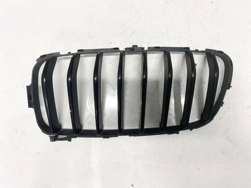 Stoßstangengitter vorne rechts  BMW 3-Series DE2447052-63
