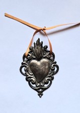 VOTIVGABE- EX VOTO- BEZAUBERNDES HERZ- CA. 8,2 CM  - UM 1940 - SILBER 800