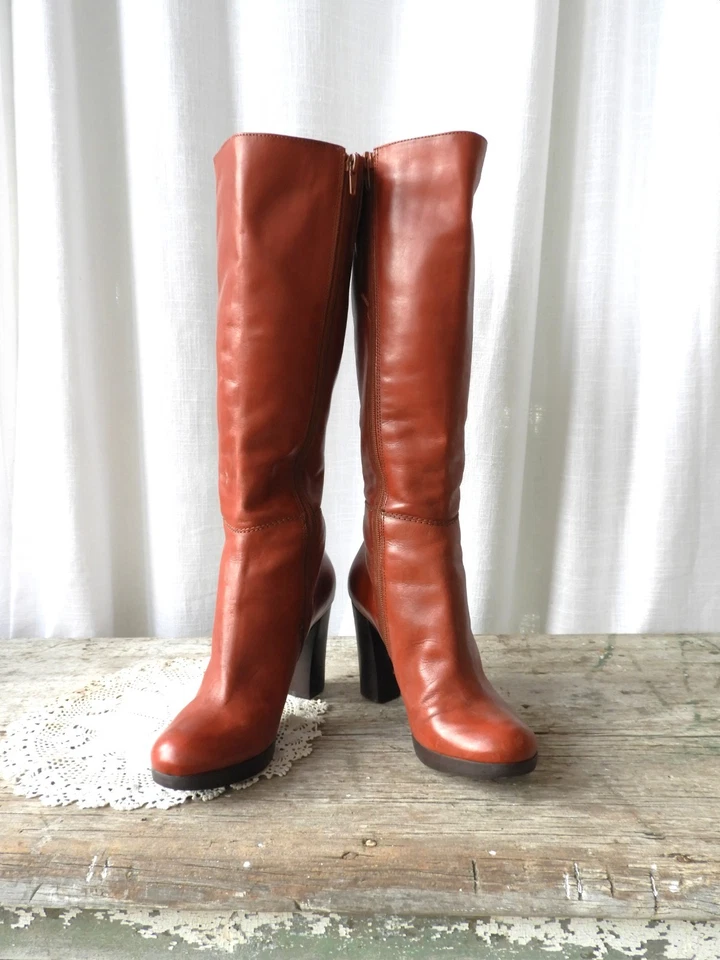 Botas de Colección Hasta la Rodilla Cuero Marrón Castaño Cosidas en la Parte Superior Gabriella Rocha talla 5.5/6 Foto 2 de 4