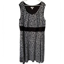 Dress Barn Black White Sleeveless Dress with Embellished Empire Waist size 24