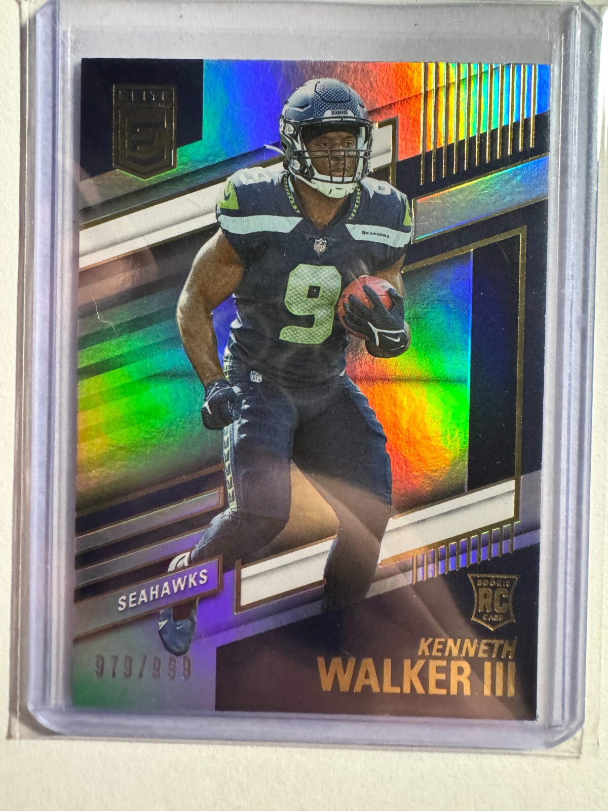 K245,665 - 2022 Elite #110 Kenneth Walker III RC #/999