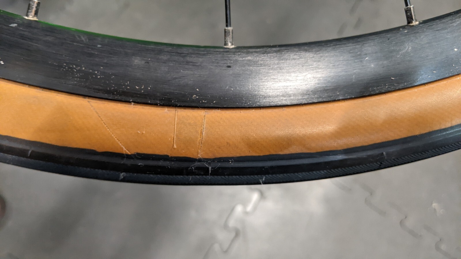 bontrager paradigm tlr wheelset