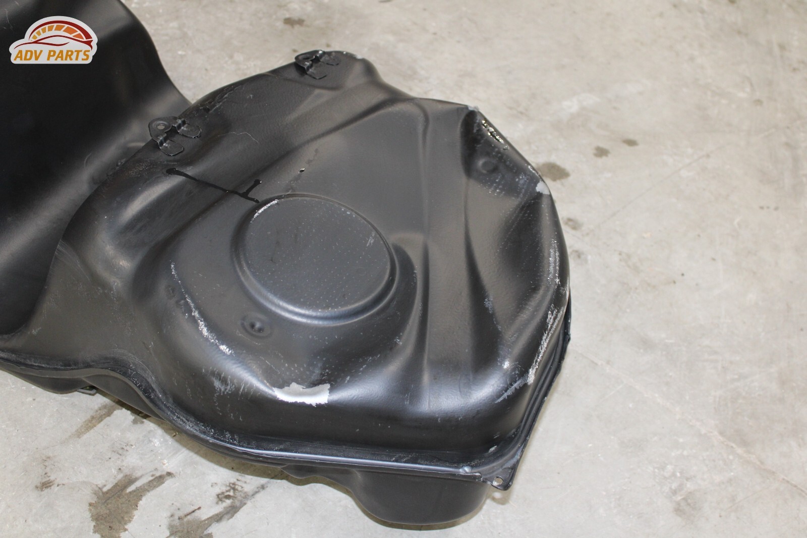 2017 - 2020 MASERATI LEVANTE 3.0L FUEL GAS TANK RESERVOIR OEM