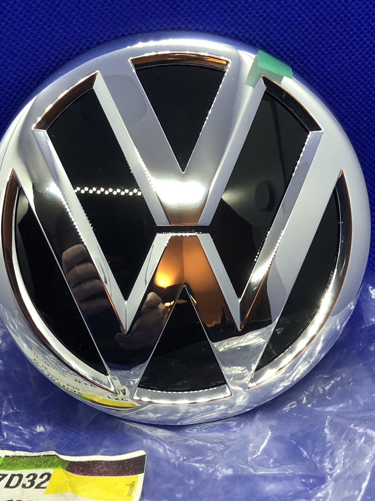 Écusson arrière VW Tiguan 5N pour réparation et rénovation de carrosserie