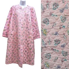 VTG Leisure Life Quilted Floral Robe Housecoat Pockets Snap Up Pink Size L 