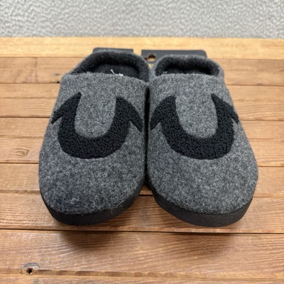 True Religion Men\'s Slippers Size Small 7-8 Gray True Religion Slippers Mens Small 7-8 Gray Black Faux Wool  main image 3
