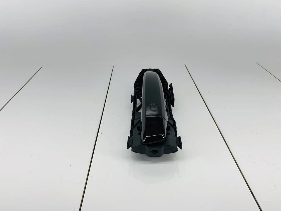 15-20 AUDI A3 QUATTRO FRONT RIGHT PASSENGER SIDE EXTERIOR DOOR HANDLE OEM - Image 3 of 4