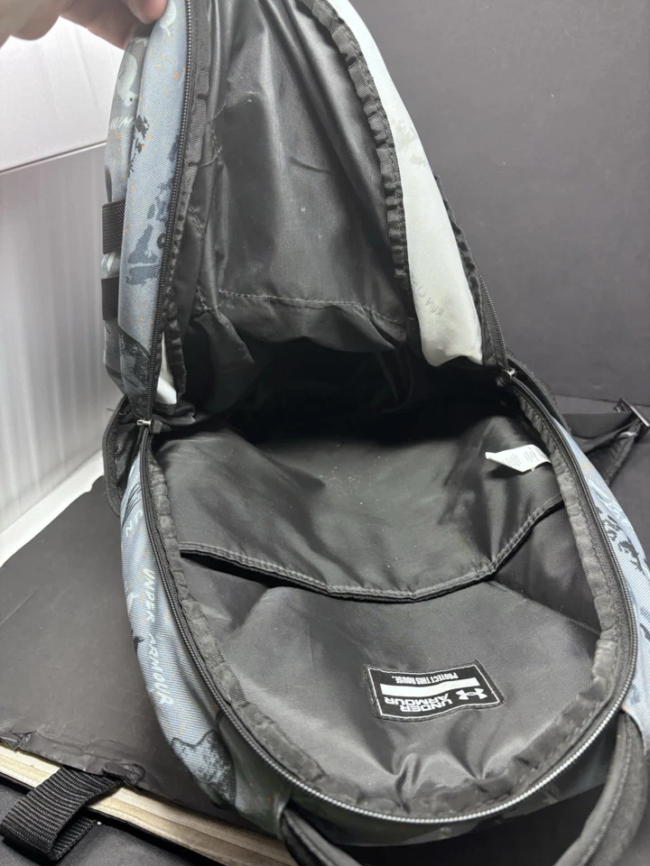 Mochila Under Armour Hustle 5.0 1361176 020 gris/naranja corre como un animal Foto 4 de 4