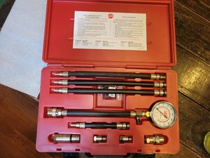 Mac Tools CT100 Compression Test Kit w/Case NEVER USED