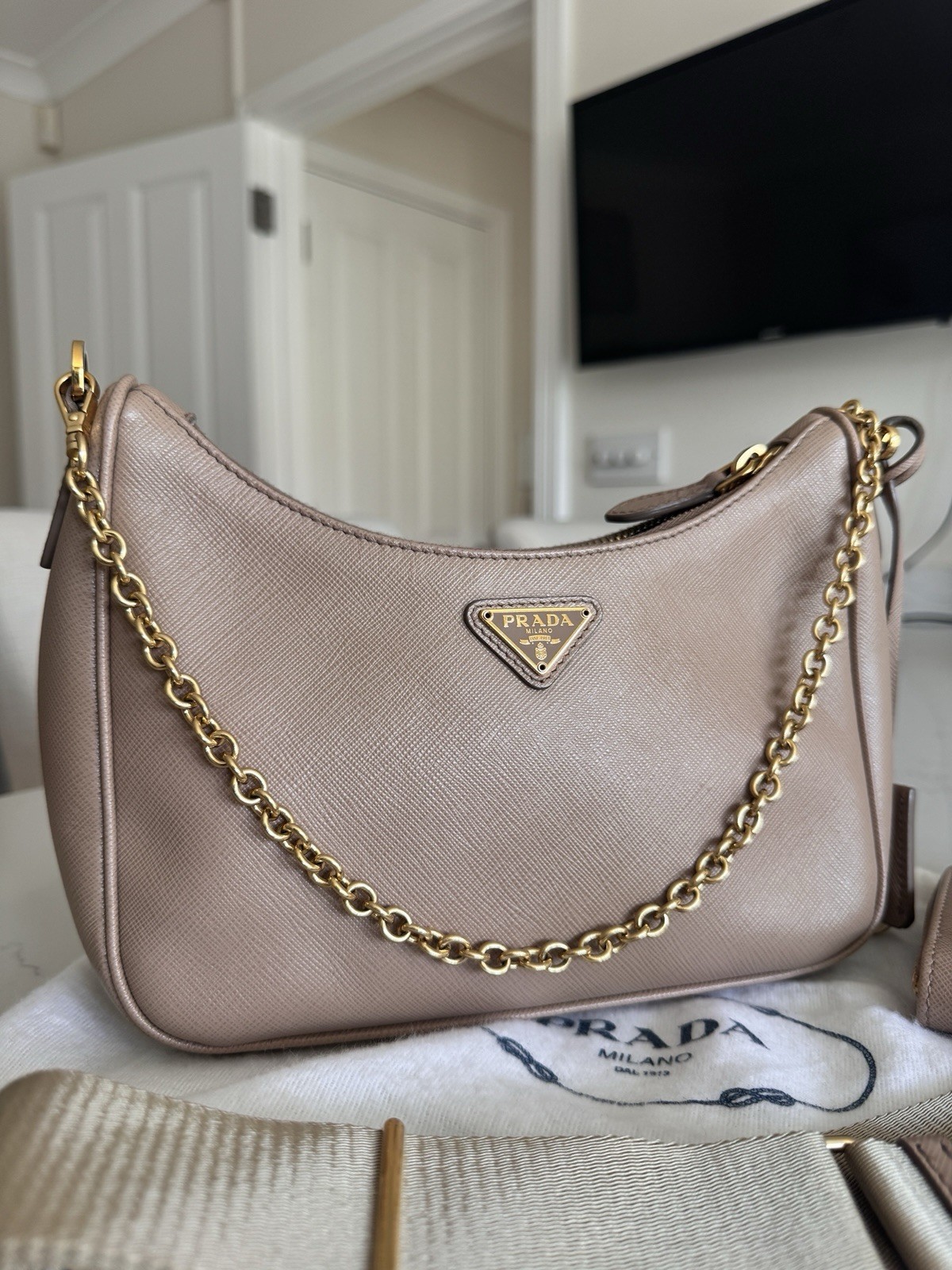 PRADA Re-Edition 2005 Shoulder Bag Saffiano Leather Cameo Beige