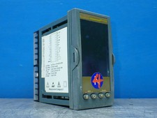 EUROTHERM TEMPERATURE/PROCESS CONTROLLER UNIT 3208/CC/VH/DXX/R/4CL/G/ENG