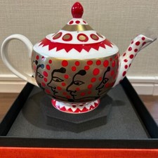 YAYOI KUSAMA Teapot Space 500 Pieces Limited ...