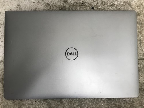Dell Precision 5540 / Intel Core i9-9880H 2,30 GHz / 16 GB RAM / 256 GB SSD - Foto 6 di 9