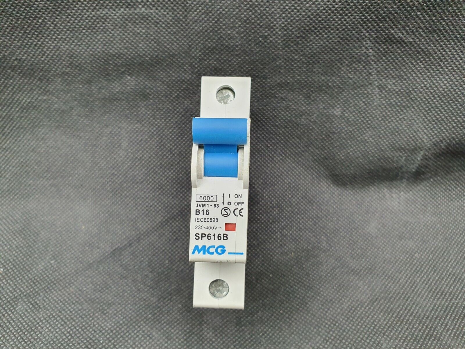 Picture 4 of 9