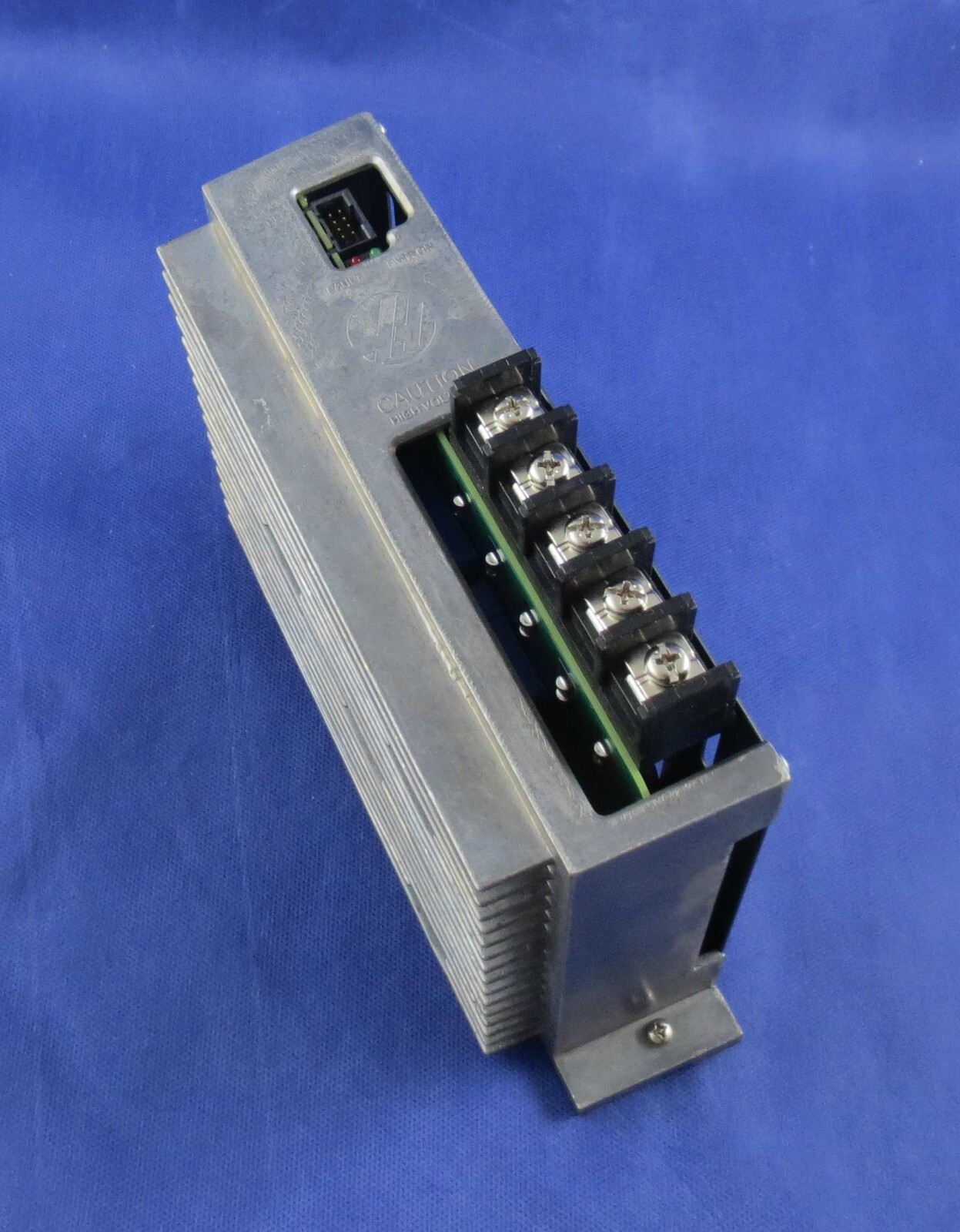 988080_5