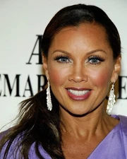 VANESSA WILLIAMS 8x10 PHOTO *