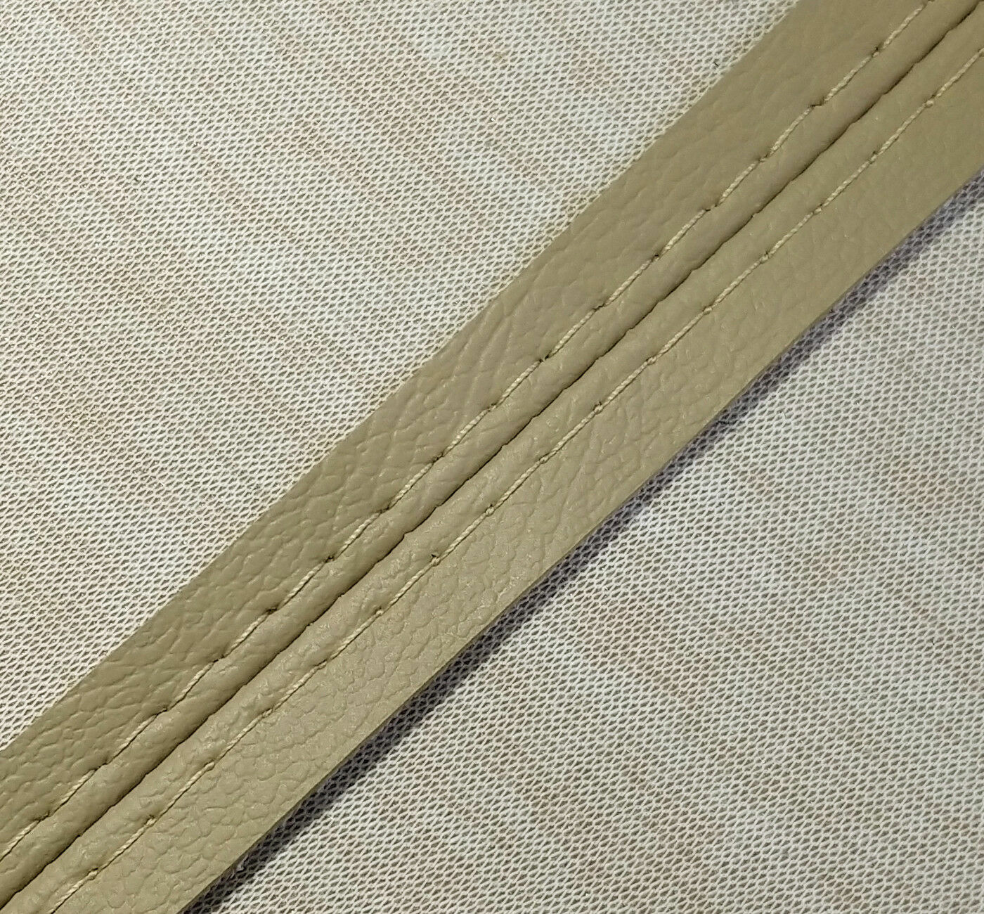 Fits 2003-2008 Forester XT Vinyl Leather Center Console Lid Armrest Cover Beige