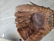 Vintage Wilson Bobby Bonds baseball glove. Mint  