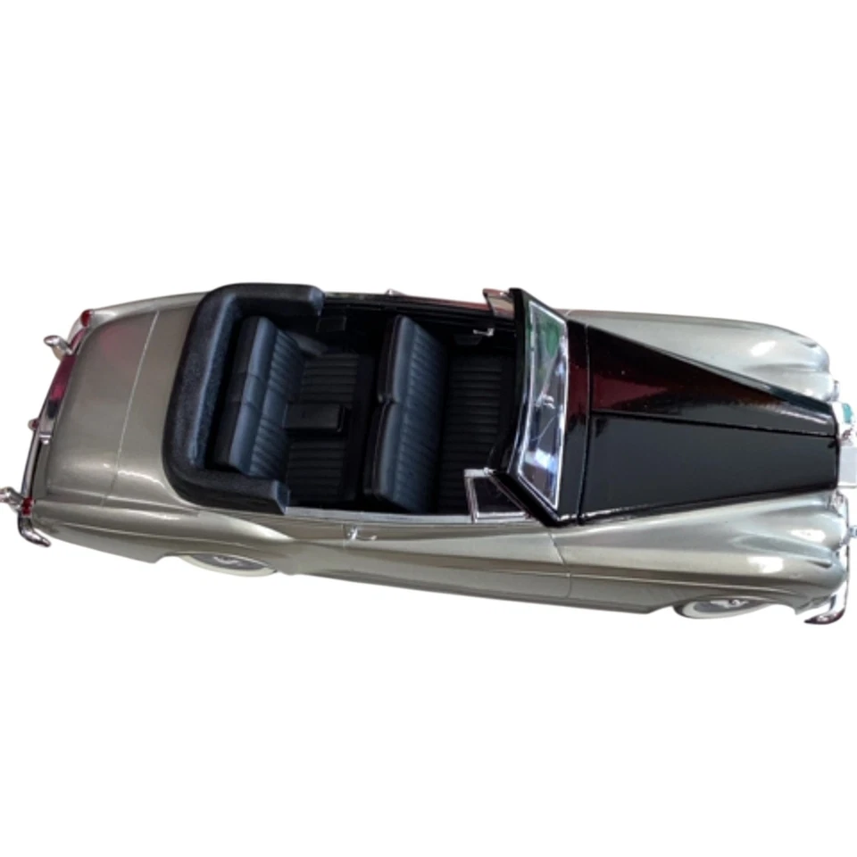 Solido Rolls Royce Silver Cloud III 1961 Model Car 1:20 Scale Diecast Colle [GB] - Image 3 of 4