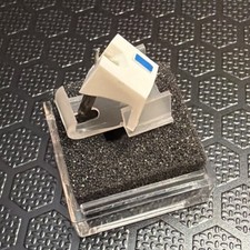 Stanton 500 Turntable Stylus Needle, White with Blue Marking