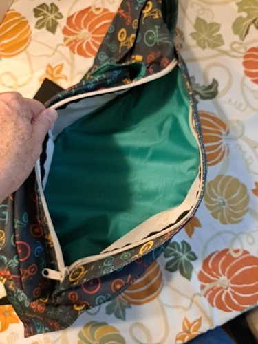 Kavu Rope Sling Crossbody Boho Gray With Bicycles Print W/ Zippered Sections F - Picture 6 of 8