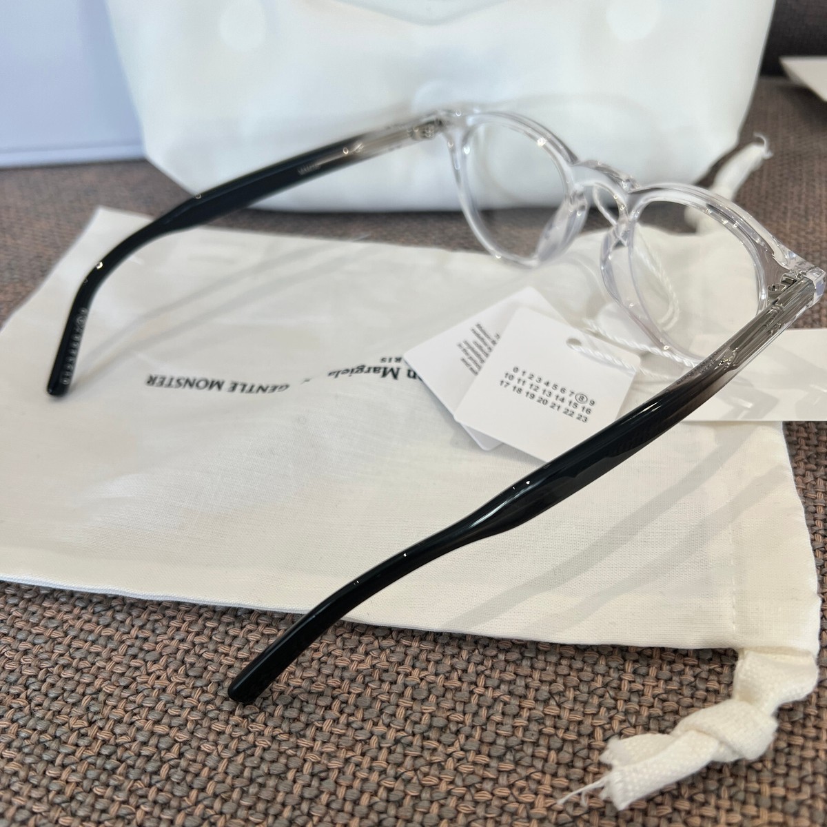 【Gentle Monster x Maison Margiela】★MM116-C1★送料・関税込 11001_MM116_01_LOOKBOOK_3.jpg