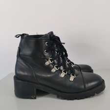 Stivali gotici da combattimento Clarks Roseleigh neri in pelle con zip alla caviglia e lacci UK4 D