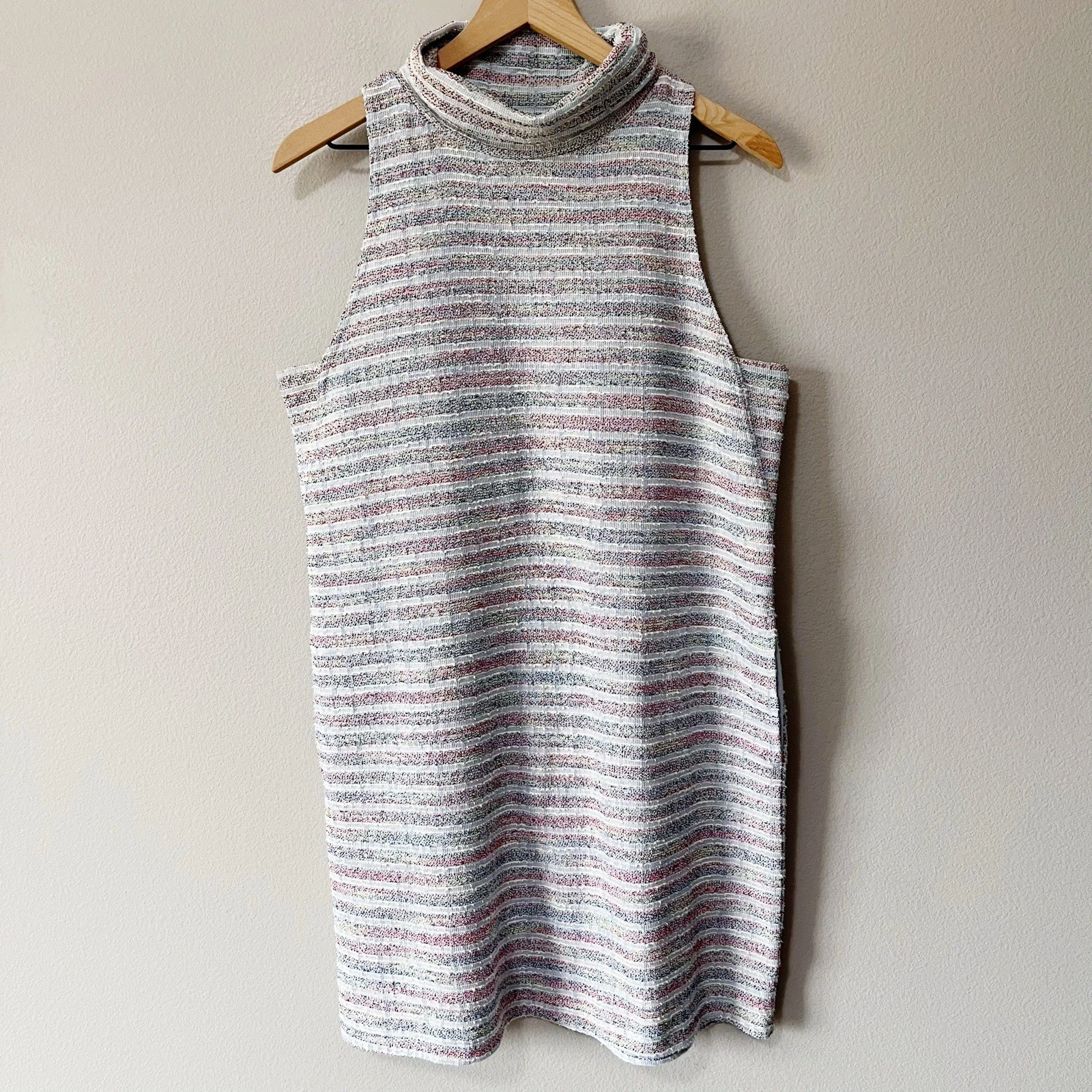 Anthropologie Akemi + Kin Blue Striped Mock Neck Tunic Dress Sleeveless Small
Opens in a new window