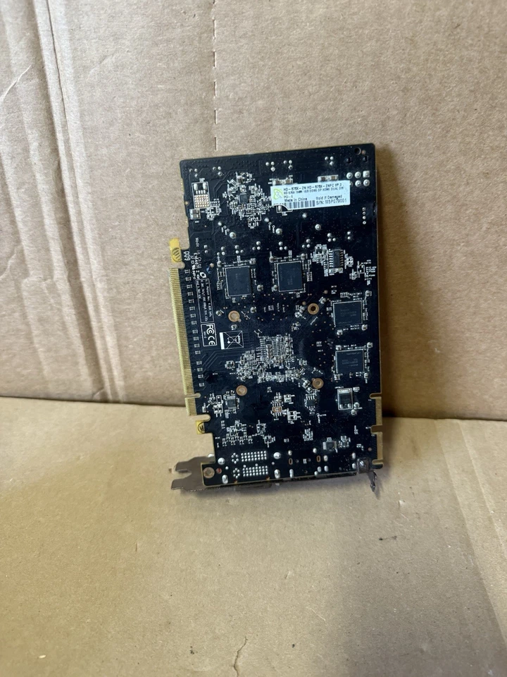 XFX ATI Radeon HD 5750 700M 1GB GDDR5 HD-575X-ZN HD-575X-ZNFC Video Card - Image 4 of 4