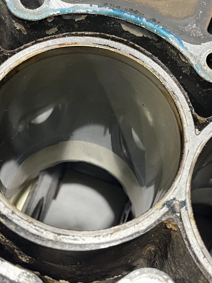 07-10 BMW E60 528i 3.0 N52 Engine Motor Block Assy N52B30AE - Image 4 of 4