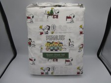 Peanuts Christmas White Queen Sheet Set By Berkshire 4 Piece Snoopy Santa Bell
