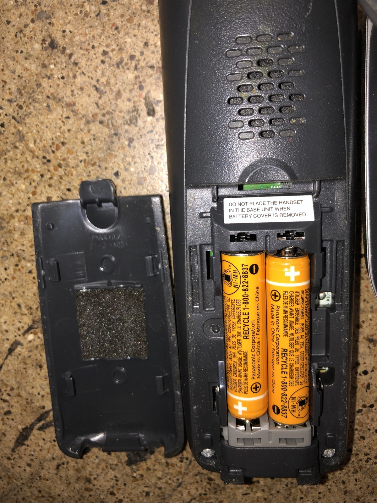 Panasonic KXTGA402 Cordless Phone Handset + Panasonic PNLC1010 Base eBay