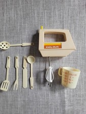 Vintage Chilton-Globe Kiddy-Matic Kids Handheld Mixer Beater Kitchen Set Toy