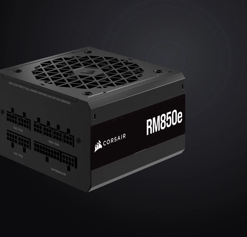 Fuente de alimentación ATX de bajo ruido totalmente modular RMe Series™ RM850e Foto 3 de 4